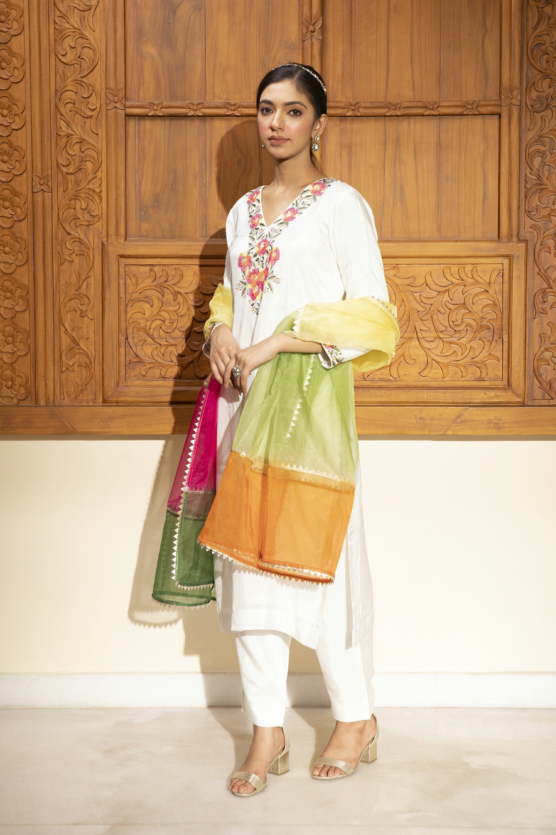 HANNAH WHITE SILK KURTA SET