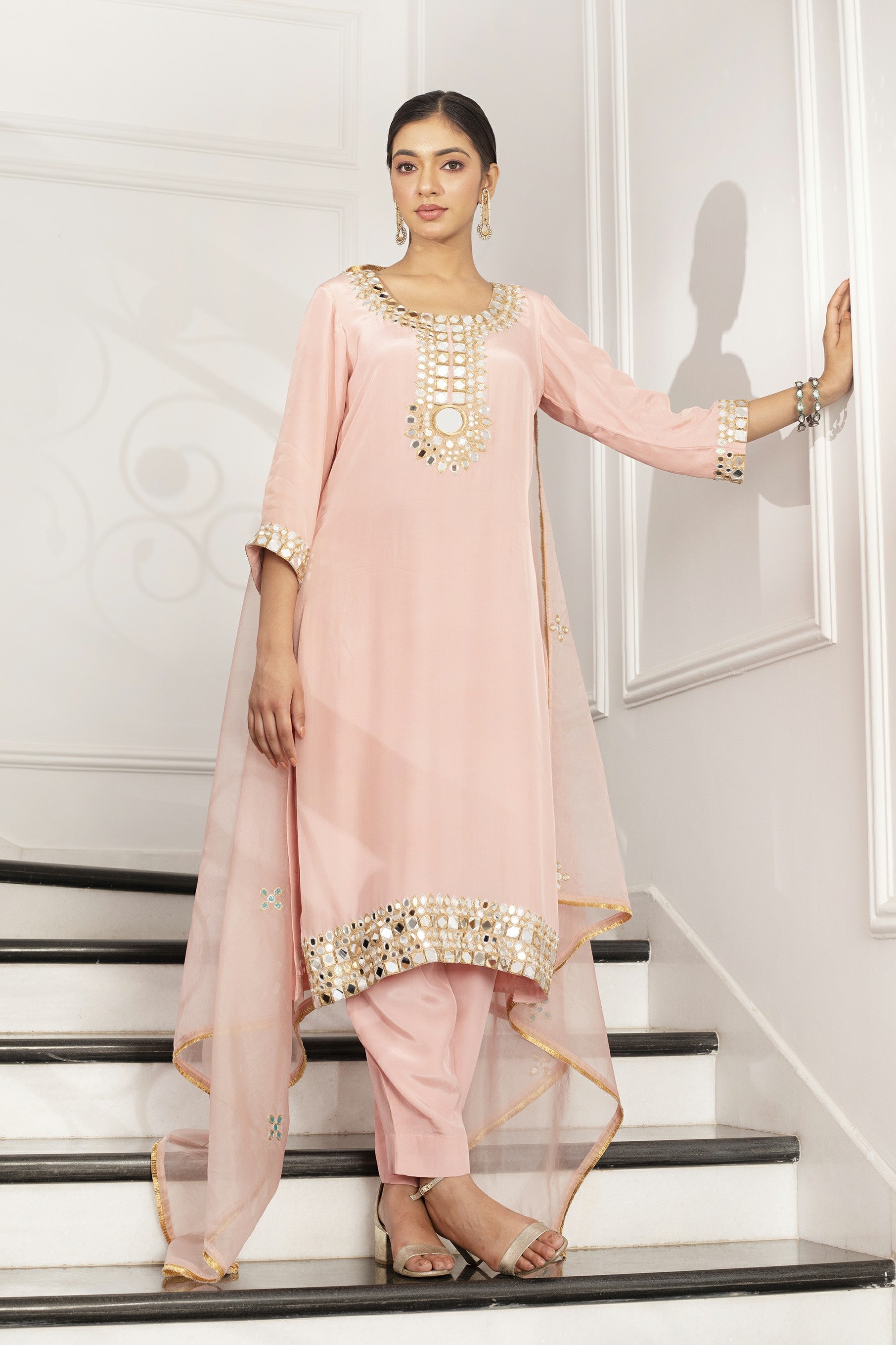 NIMA CREPE KURTA SET