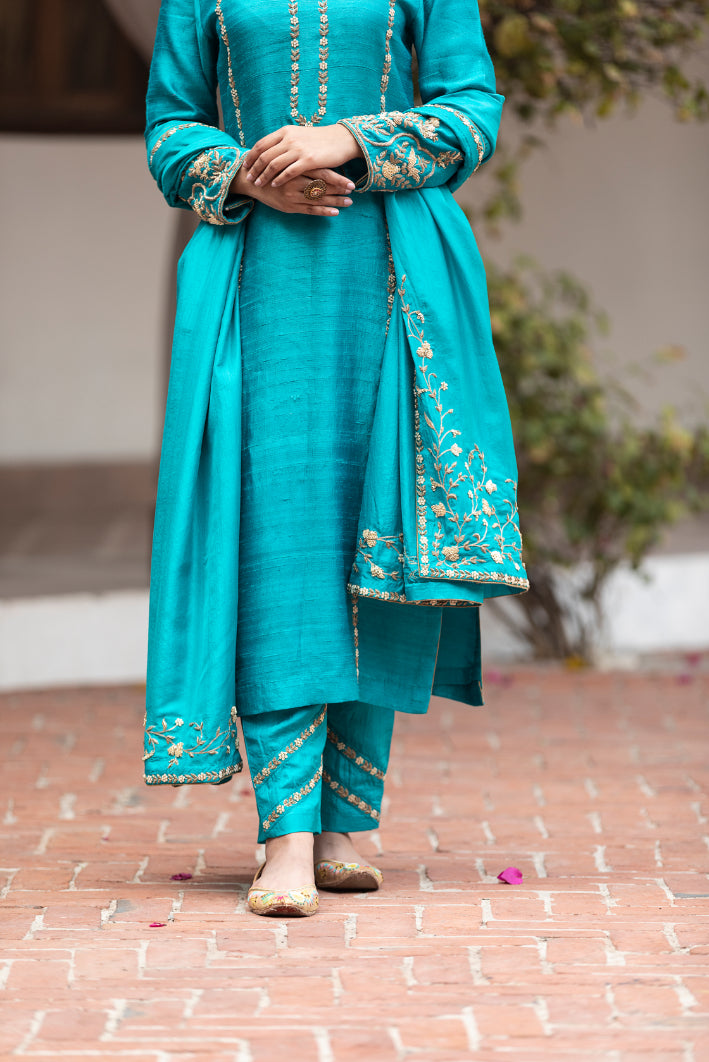 FERIHA SILK KURTA SET