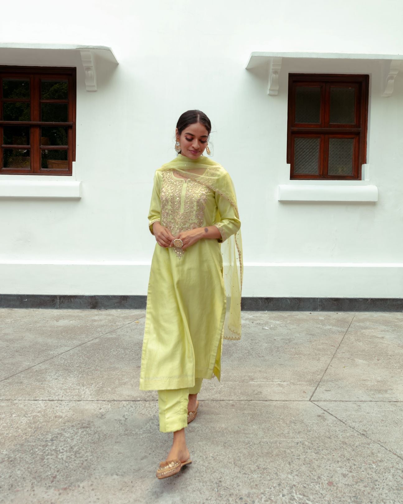 AMORA CHANDERI KURTA SET