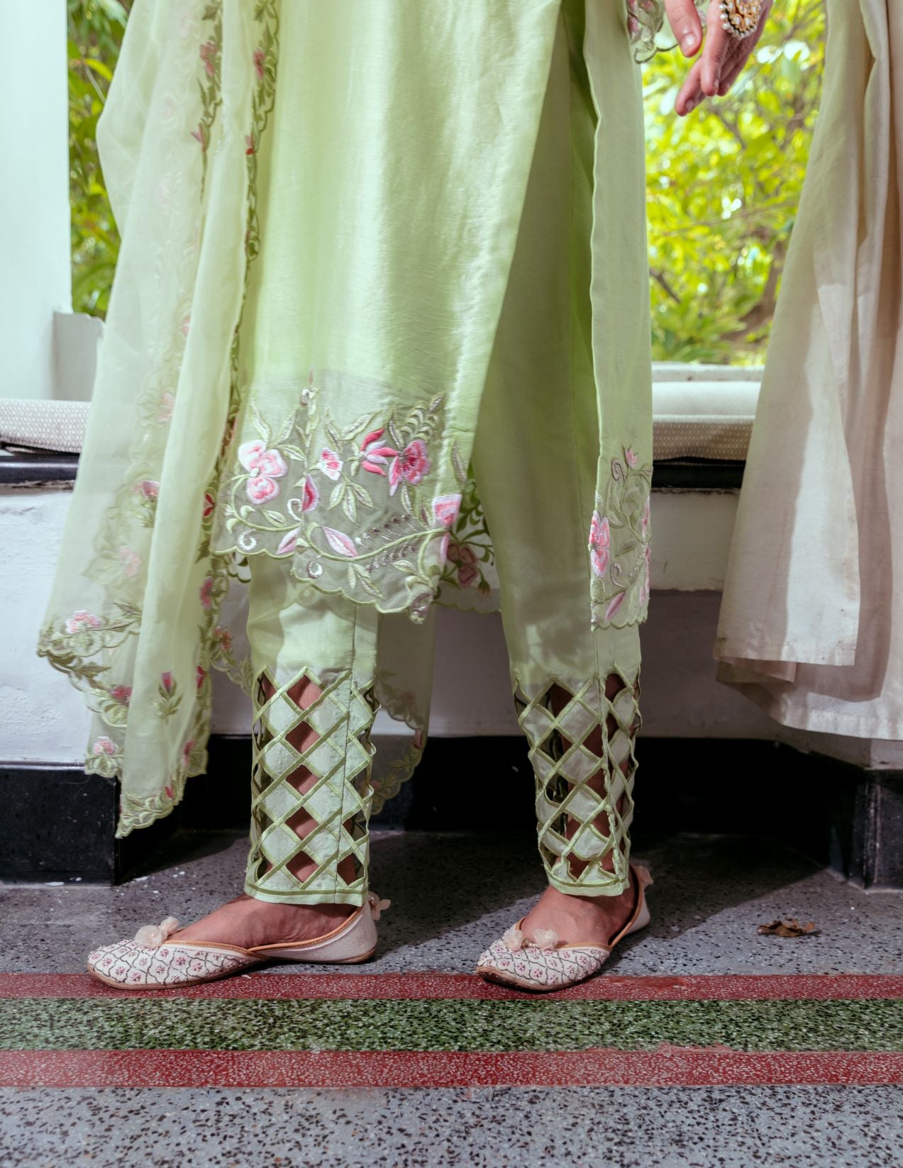 SUMAIRA CHANDERI KURTA SET